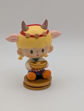 Finding Unicorn x zZoton New Year in Apple Village Series Ox figurine